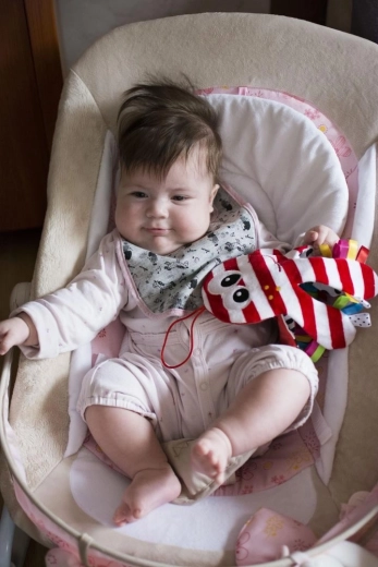 Rembourrage bruissant pour la stimulation auditive