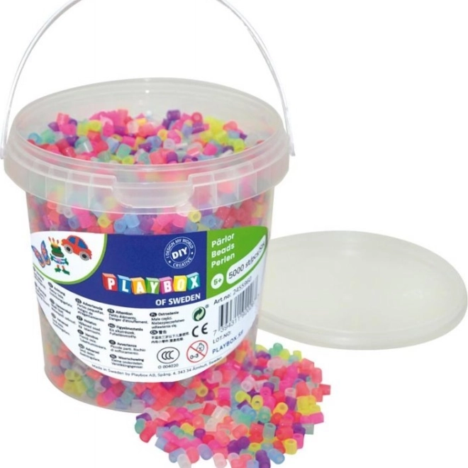Playbox perles à repasser dans un seau avec paillettes 5000 pcs