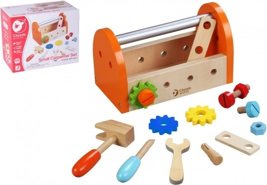 Ensemble de petit menuisier avec outils en bois