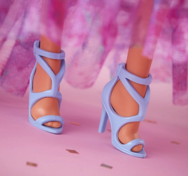 Poupée Barbie avec signature de souhaits d'anniversaire