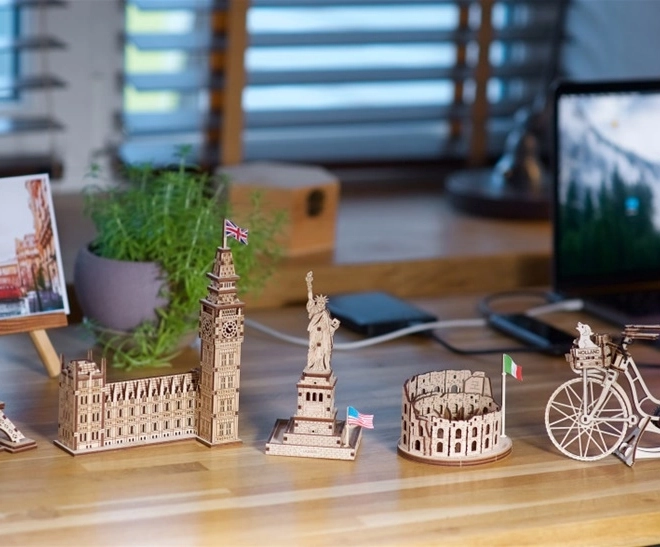 Ugears Puzzle mécanique en bois 3D Colisée