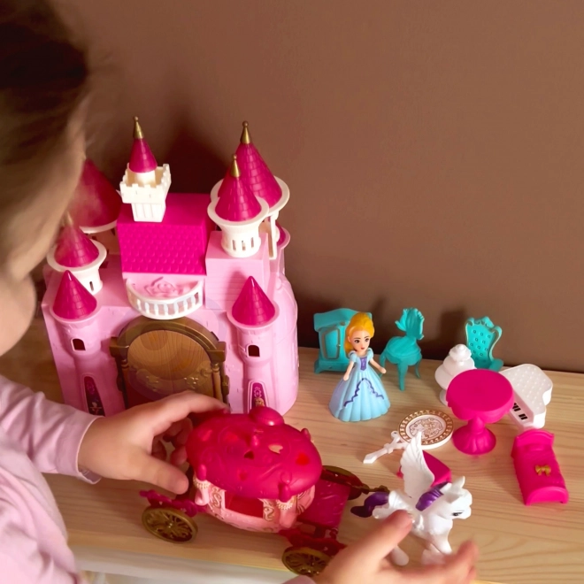 Château magique interactif avec carrosse et accessoires