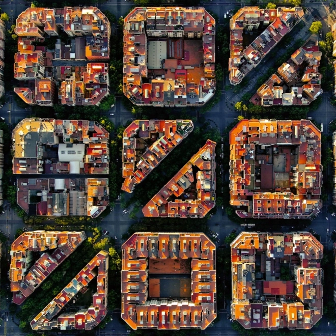 Calendrier mural Barcelone 2026, 30 x 30 cm