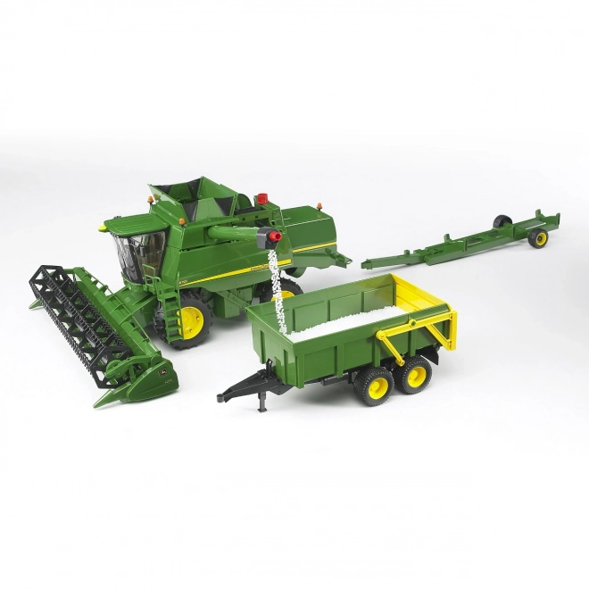 Bruder Moissonneuse-batteuse JOHN DEERE T670i