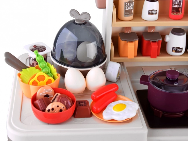 Grande cuisine réaliste avec vapeur, sons et lumières