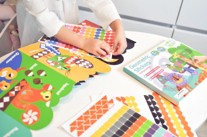 Autocollants géométriques animaux Woopie pour un apprentissage créatif