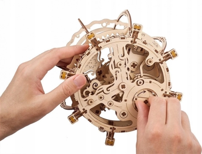 Puzzle mécanique 3D en bois Ugears Aquarium Mécanique