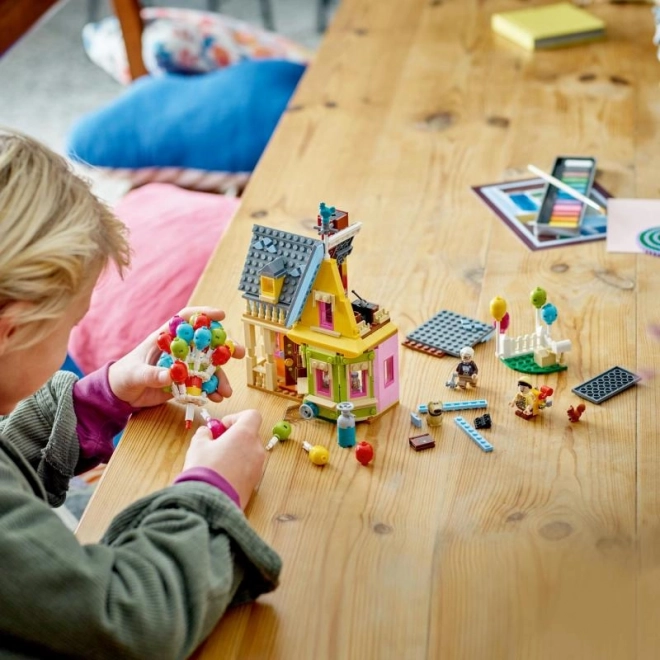LEGO Disney 43217 Maison du film Là-haut