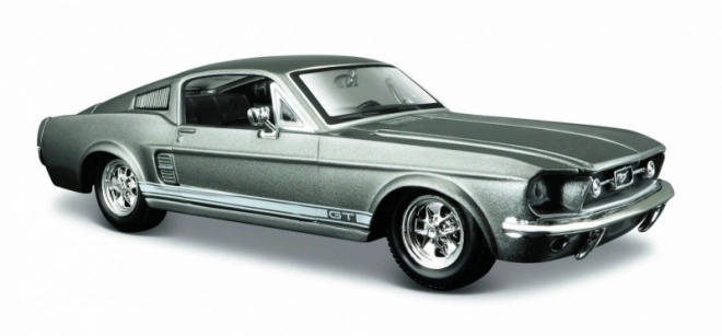 Modèle complexe Ford Mustang GT 1967 1/24 gris