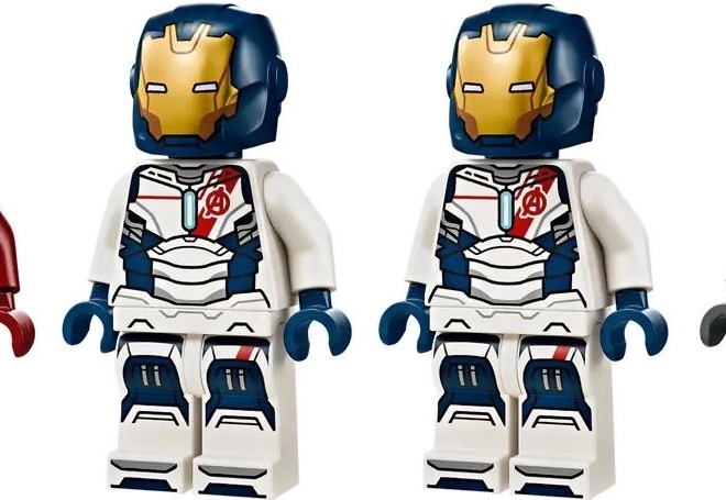 Iron Man et Iron Legion au combat