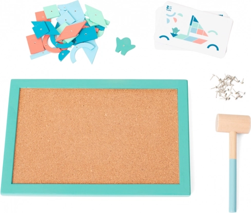 Jeu de martelage avec marteau et petits clous pour enfants