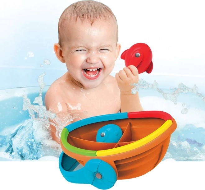 Amusement dans le bain avec un bateau sûr