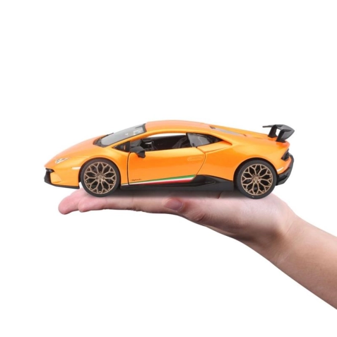 Lamborghini Huracan Performante orange modèle 1:24