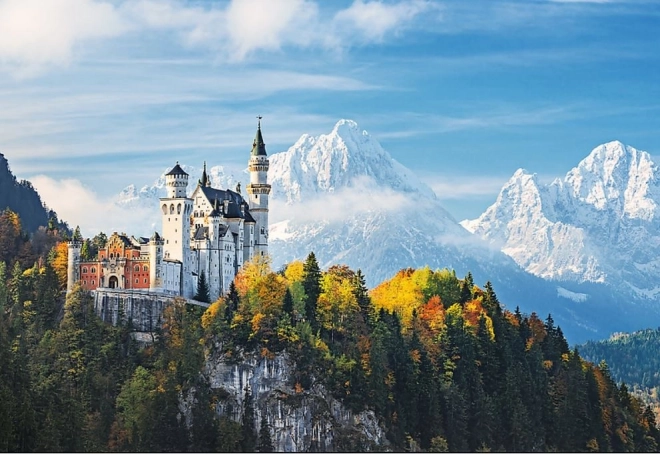 Motif saisissant des Alpes bavaroises et du château de Neuschwanstein