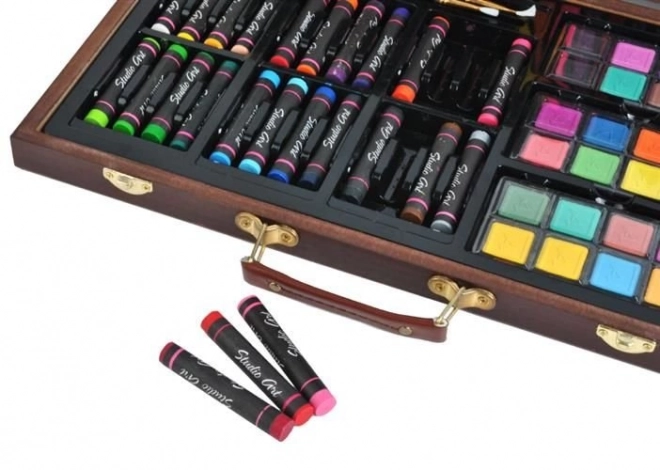 Grande boîte d'art en bois pour petits peintres - 81 pièces