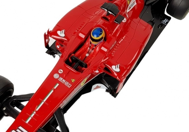 Voiture de course Formule 1 Ferrari F138 rouge 1:12
