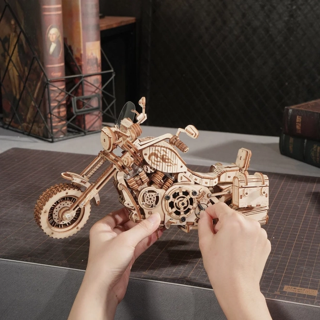 Moto Cruiser LK504 - Maquette en bois 3D