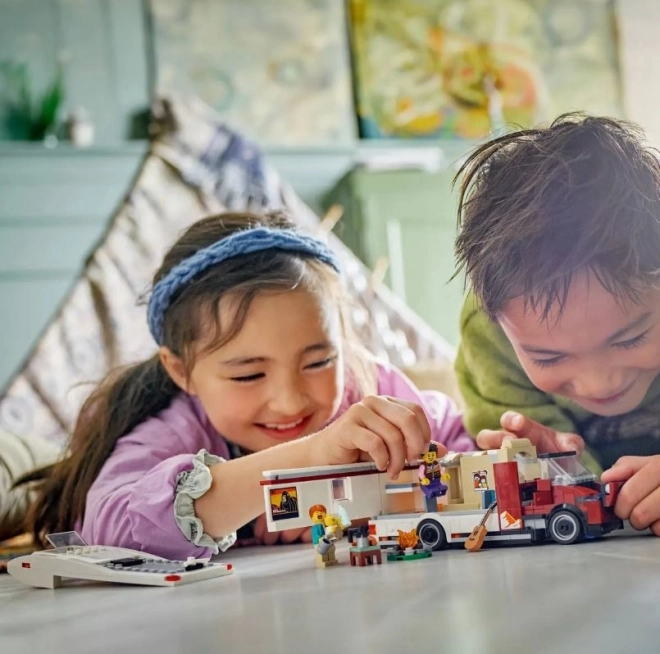 LEGO City 60454 Caravane de vacances pleine d'aventures