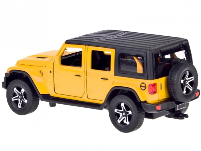 Voiture tout-terrain et caravane pour les vacances