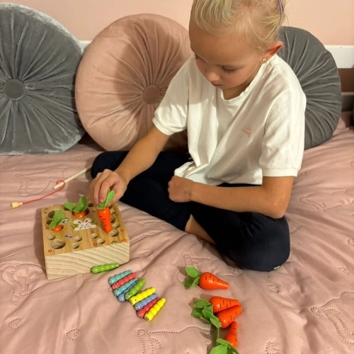 Jeu en bois Montessori 2-en-1 - Jardin de carottes pour enfants
