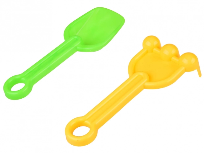Ensemble de jeux de sable avec seau, moules et outils