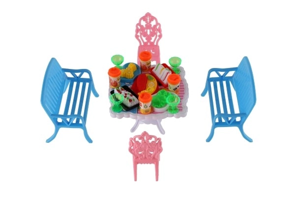 Meubles pour poupées en plastique 4 couleurs sous blister 14x11x16cm