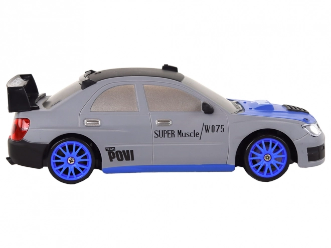 Voiture de sport téléguidée R/C 1:24 avec roues interchangeables – gris