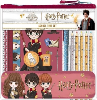 Set scolaire et créatif HARRY POTTER dans une trousse en plastique 24 × 24 × 3 cm