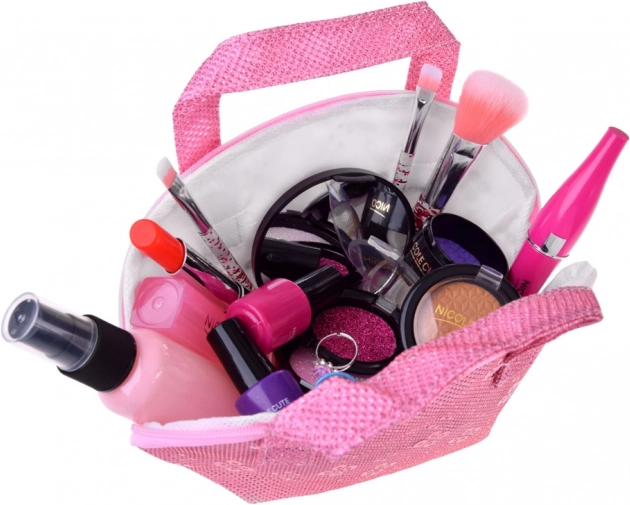 Trousse de maquillage attrayante