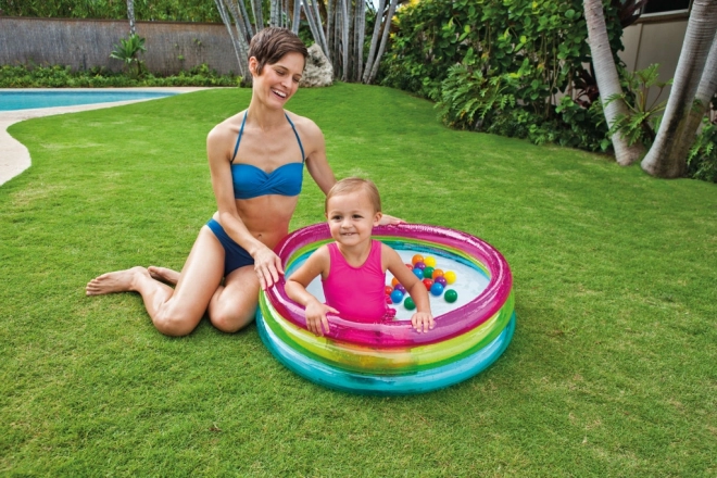 Piscine avec balles