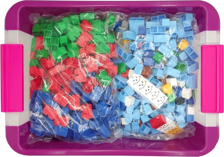 900 pièces pour une créativité sans fin