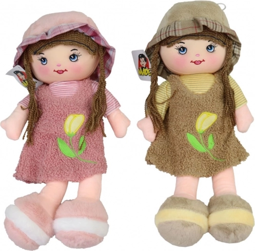 Poupée de chiffon avec chapeau