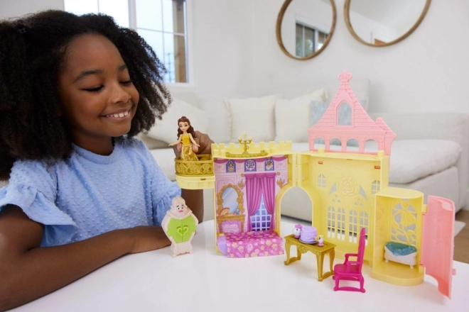Petite poupée Disney Princesses et kit de jeu surprises magiques