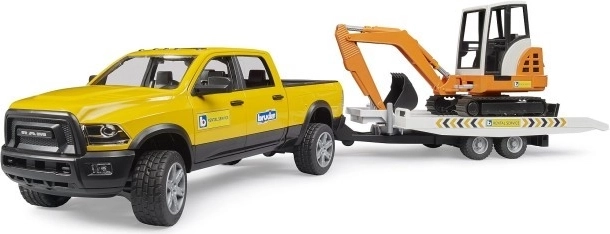 BRUDER véhicule de service tout-terrain RAM avec minipelle et remorque 1:16