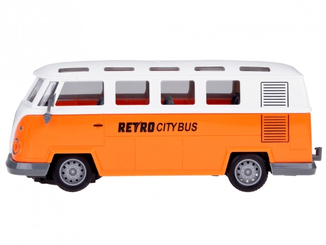 Bus rétro télécommandé
