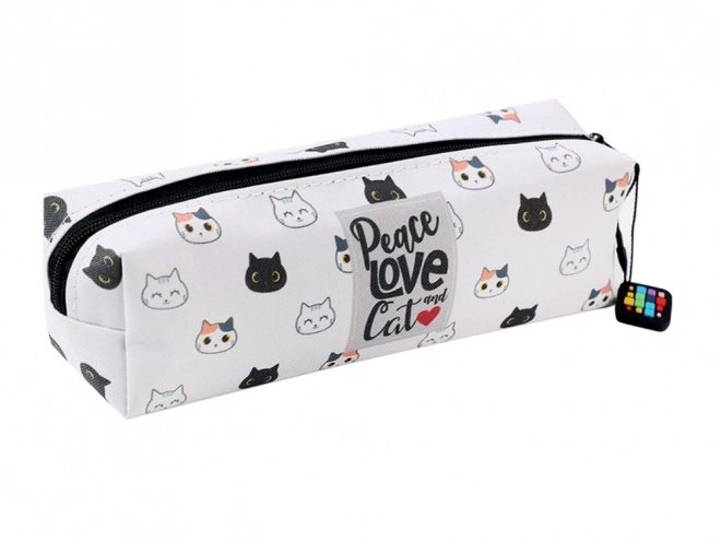 Trousse avec des chats