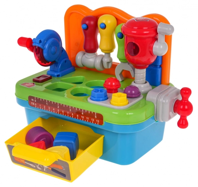 Atelier interactif pour enfants avec outils