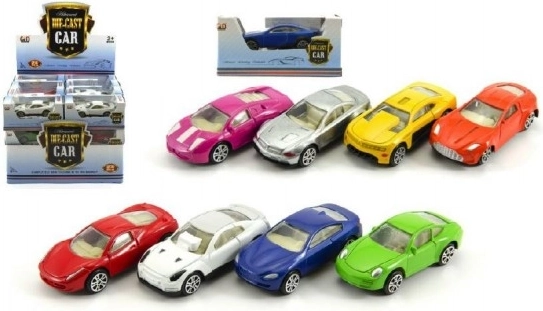 Voiture miniature en métal 8 cm à roue libre dans une boîte cadeau