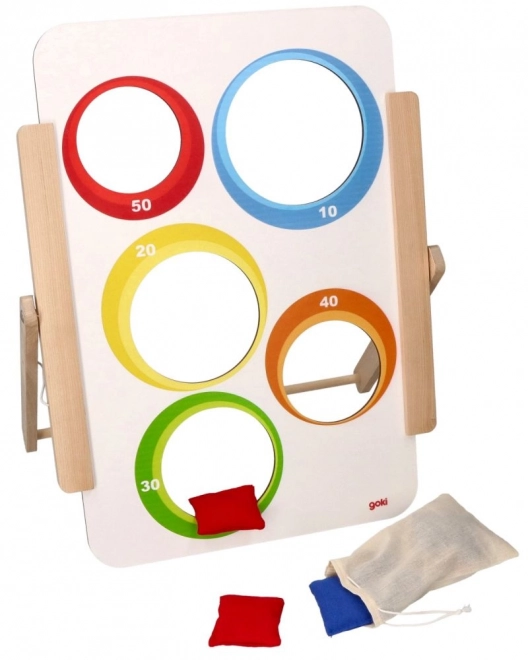 Jeu de lancer de sacs