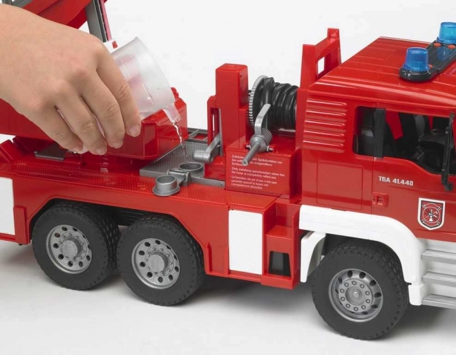 Camion de pompiers Bruder MAN 1:16