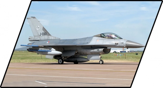 Maquette F-16 AM Fighting Falcon