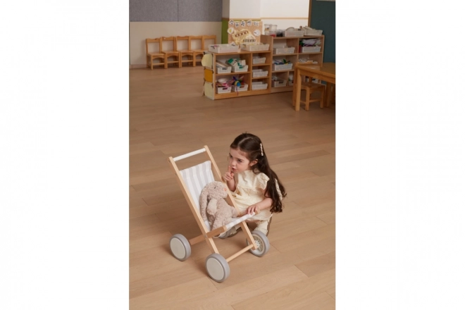 Poussette en bois pour poupées