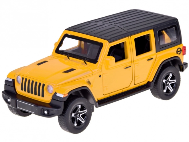 Voiture tout-terrain et caravane pour les vacances