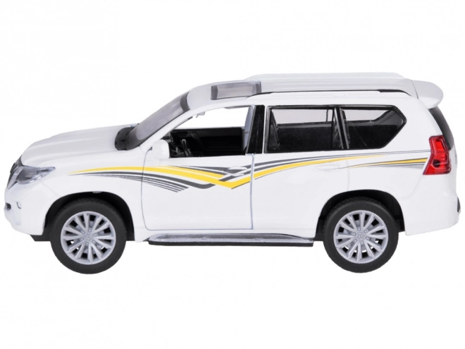 Modèle métallique Toyota Land Cruiser Prado avec effets