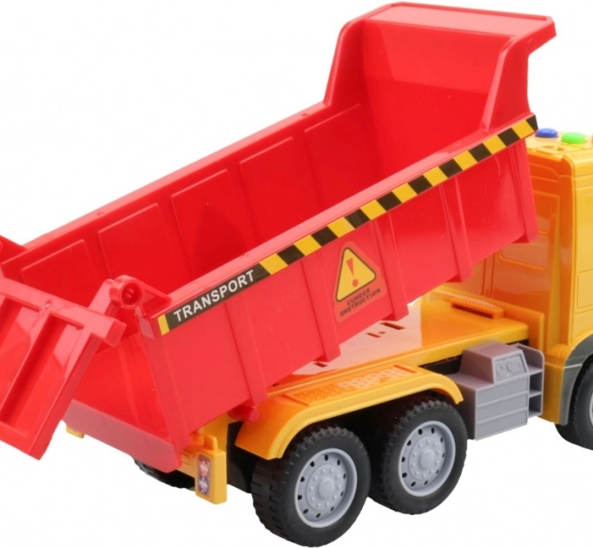 Camion à inertie avec lumière et son