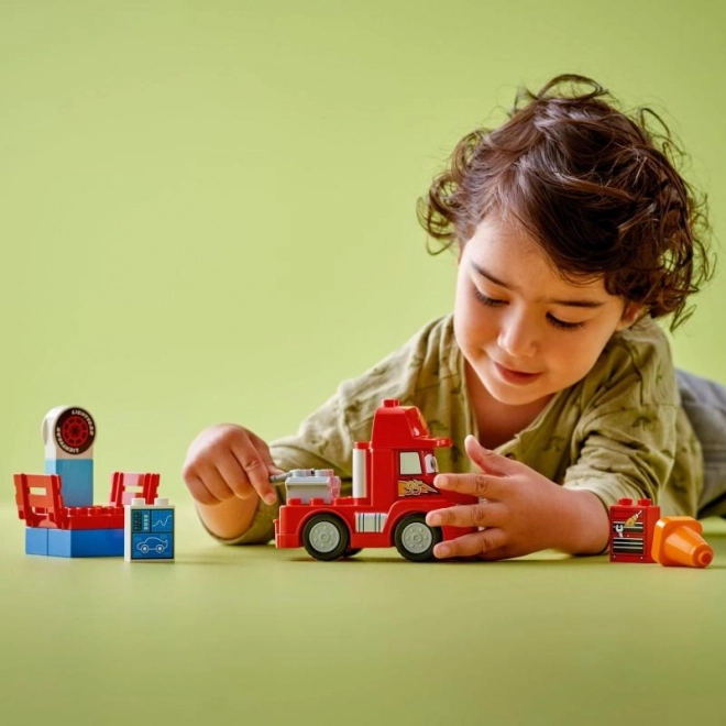 LEGO DUPLO Disney Cars Martin sur les courses