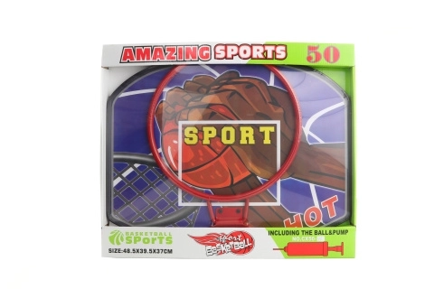 Grand panier de basket avec ballon et pompe