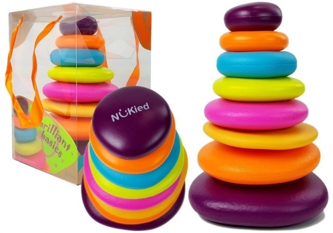 Pyramide colorée avec anneaux pour enfants
