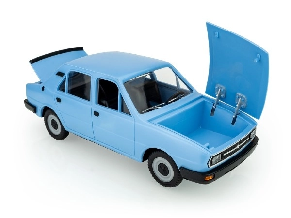 Auto Škoda 120 plastique 21cm dans une boîte 22x10x8cm