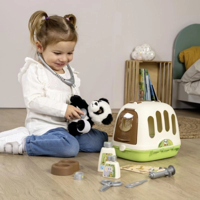 Panda en peluche pour développer l’empathie et le sens des soins